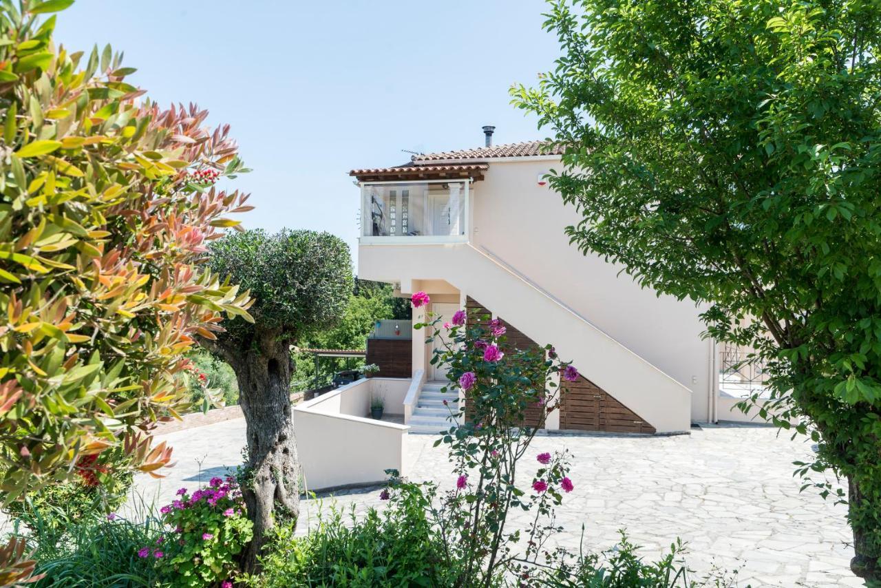 Dimi Brou'S Apartments By Corfuescapes Gouvia Exterior foto